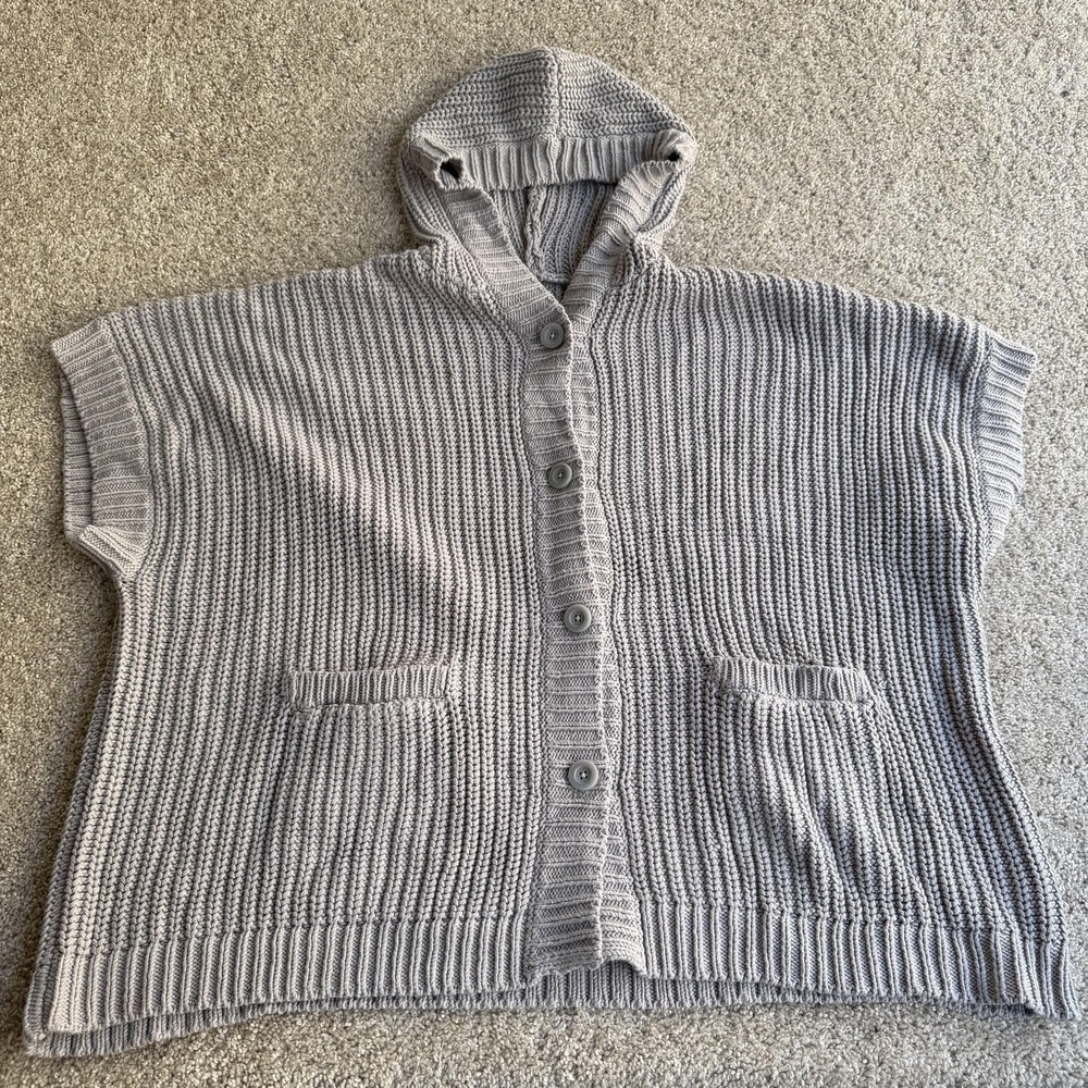 Aerie Cardigan Sweater Womens M Gray Hooded Cap Sleeve Button Knit Pockets